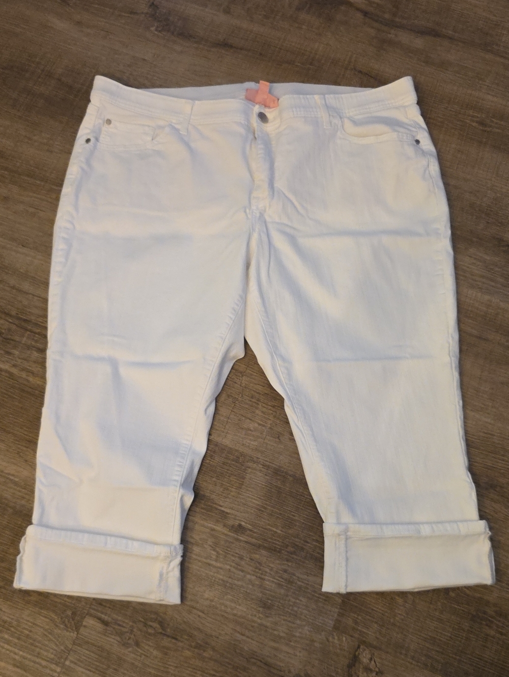 EVRI White Cropped Capri Jeans with Cuffed Hem